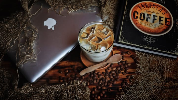 Iced Coffee Craze: How to Master the Cool Brew at Home